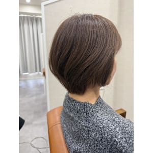 ショートボブ/くびれショート/白髪染め/カラカワユイト