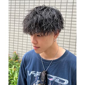 前髪ありツイストスパイラルパーマ