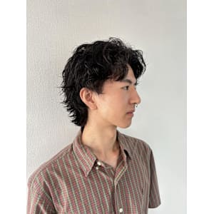 ミディアムウルフ/ウルフパーマ/センターパートパーマ - AO。【アオ】掲載中