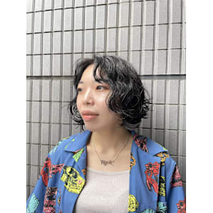 外ハネボブ/内巻きボブ/暖色カラー/顎ラインボブ/元町中華街 - AO。【アオ】掲載中