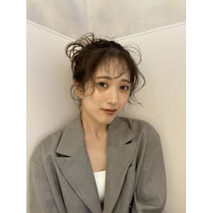 オリーブグレージュ/グレージュカラー/ハイトーンカラー/元町 - AO。【アオ】掲載中