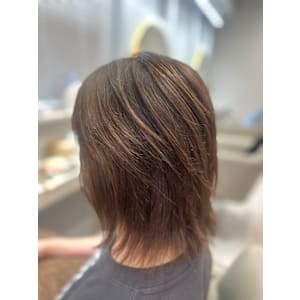 おしゃれミディアムレイヤー♪ - a-o 花咲町【アオ ハナサキチョウ】掲載中