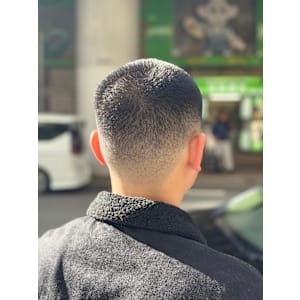坊主フェード - ヒロ銀座バーバーショップ難波店【ヒロギンザバーバーショップナンバテン】掲載中