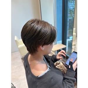 レディースショート - ENTER 天神店 髪質改善/ケアブリーチ/ダブルカラー【エンター テンジンテン カミシツカイゼンケアブリーチダブルカラー】掲載中