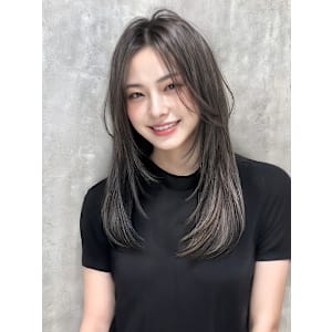 透明感アッシュ×ハーフライク センターパートロング　 - ano 渋谷【アノ シブヤ】掲載中