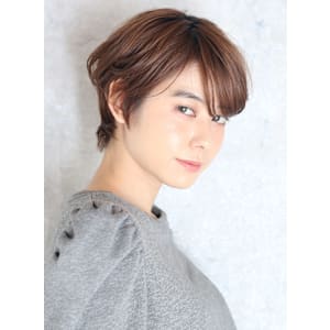 ショート・ボブ/丸顔/前髪あり/絶壁解消/40代/50代 - INCEPTION  GINZA 銀座【インセプション】掲載中
