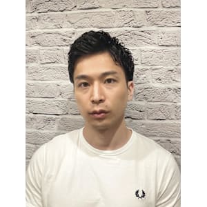 アイロンパーマで作るツーブロックショート - グレイスフルバーバー プラチナム【グレイスフルバーバー プラチナム】掲載中