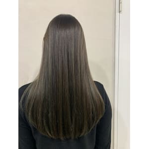 ウル艶ストレート - Stilla an【スティラアン】掲載中