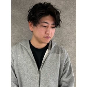 メンズパーマ ニュアンスパーマ 黒髪 ツーブロック 20代 - CAPA  central 天神・大名店【キャパ セントラル テンジン ダイミョウテン】掲載中