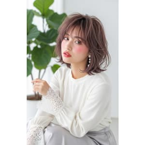 グレーブラウン/バタフライカット/シャギー/小顔巻き - FURUSHO 栄店【フルショウ サカエテン】掲載中