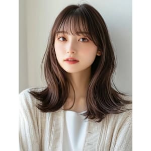 グレージュ メルティーカラー レイヤー ゆる巻き セミロング - Beautissimo 川越【ビューティシモ カワゴエ】掲載中