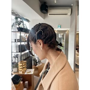 個性派アレンジ/ツインアレンジ/ボブアレンジ/お呼ばれ - Kimito Hairdesign&spa【武蔵小杉】ショート/ボブ/パーマ【キミトヘアデザインアンドスパムサシコスギショートボブパーマ】掲載中