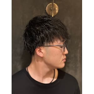 ゆるめスパイラルパーマ - ヒロ銀座バーバーショップ難波店【ヒロギンザバーバーショップナンバテン】掲載中