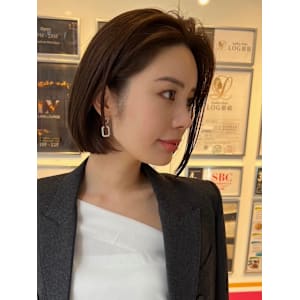 #切りっぱなしボブ #前下りボブ #透明感カラー #白髪染め - Ammy komazawa【アミー コマザワ】掲載中