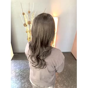 グレージュカラー - AIZU 渋沢 白髪ぼかし ハイライト 髪質改善【アイズ シブサワ シラガボカシ ハイライト カミシツカイゼン】掲載中