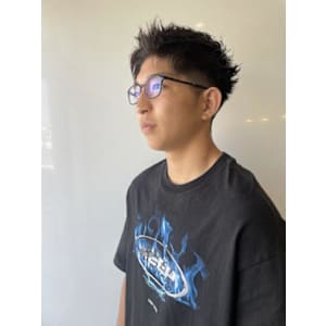 スパイキーショート - YoLo.【ヨロ】【ヨロ】掲載中