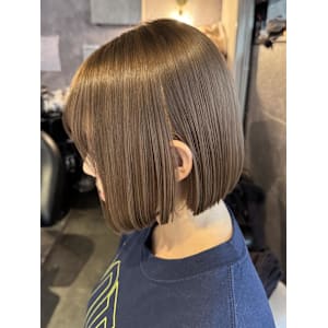 《鈴木茉奈》ミルクティーベージュ/ボブカット/大宮 - elu by lovis【エル バイ ラビス】掲載中