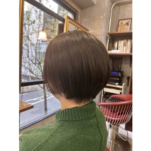 ショートグラデーションボブスタイル - Lourdes hair design【ルルドヘアーデザイン】掲載中