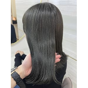 《高橋亜美》オリーブグレージュ/艶カラー/大宮 - elu by lovis【エル バイ ラビス】掲載中