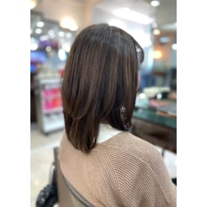 ミディアム・レイヤースタイル - elle brille 用賀【エル プリエ ヨウガ】掲載中