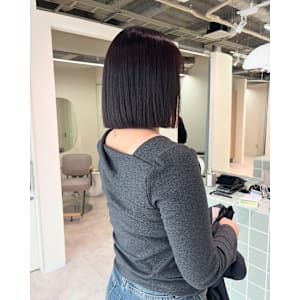 ヘイリーボブ/切りっぱなしボブ/暗髪/髪質改善 - newi 広島【ネウィヒロシマ】掲載中