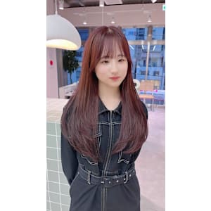 ワンカラーレッドレイヤーカット - newi 広島【ネウィヒロシマ】掲載中