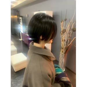 レディースショート - AIZU 渋沢 白髪ぼかし ハイライト 髪質改善【アイズ シブサワ シラガボカシ ハイライト カミシツカイゼン】掲載中