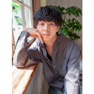 緩めシャドウパーマ - PULP 古着×髪質改善×メンズカット【パルプ フルギ カミシツカイゼン メンズカット】掲載中