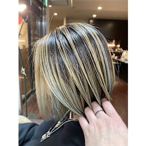 XeniaL【ジニアル】×スタイル