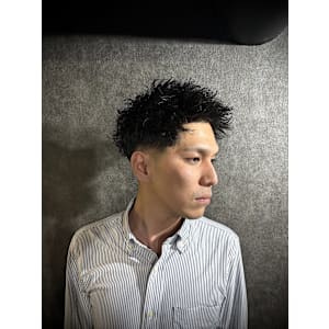 スパイキーショート×ジェットモヒカン×ツイストパーマ×メンズ - owl 心斎橋【アウル シンサイバシ】掲載中