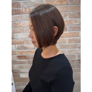 大人前下がりショート - NYNY 姫路広畑店【ニューヨークニューヨーク ヒメジヒロハタテン】掲載中