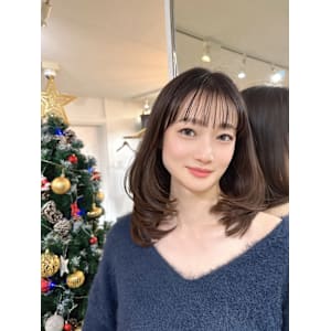 美髪シルエットミディアムレイヤー　髪質改善 - fiica 表参道 【フィーカ】【フィーカ　オモテサンドウ】掲載中