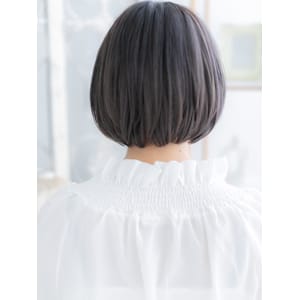 くすみカラー小顔前下がり切りっぱなしボブ　ミニボブレイヤー - mod's hair【モッズヘア】上尾/上尾西口店【モッズヘア アゲオ アゲオニシグチテン】掲載中