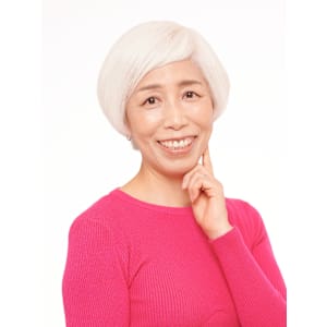 グレイヘアにオススメ◎骨格補正ショート - えがお美容室【エガオビヨウシツ】掲載中