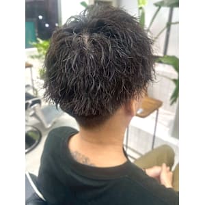ツイスパ メンズパーマ ショートパーマ 刈り上げ 20代 - MENS SALON RUGGED 大野城店【メンズサロンラギッドオオノジョウテン】掲載中