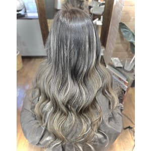 hair & design voir×スタイル - hair & design voir【ヴォワール】掲載中