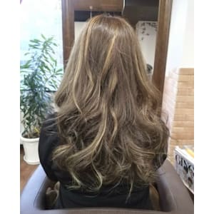 hair & design voir×スタイル - hair & design voir【ヴォワール】掲載中