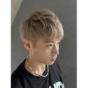 メンズ　ショート　ハイトーン　メンズバレイヤージュ - ARCANA 明治神宮前 表参道 原宿【アルカナ メイジジングウマエ オモテサンドウ ハラジュク】掲載中