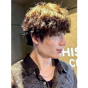 ツイストスパイラルパーマ マッシュ ニュアンスパーマ【札幌】 - THIS IS BARBER【ディス イズ バーバー】掲載中