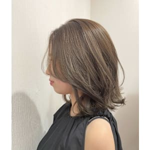 クリアアッシュブラウン×大人ミディ