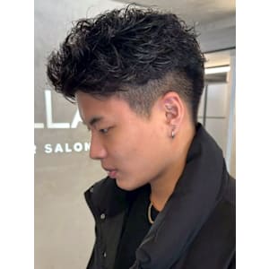 ツーブロックマッシュ ニュアンスパーマ 刈り上げ 20代