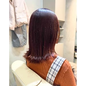 外ハネミディアム　ピンクブラウン