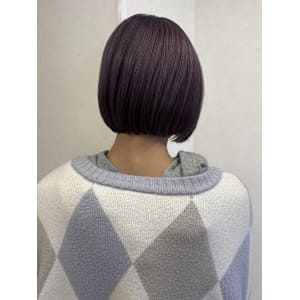 毛先が纏まる切りっぱなしボブ×ラベンダーピンク
