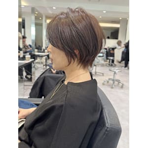 30代40代50代ショート白髪ぼかし銀座丸みくびれ井 - BUMP GINZA【バンプ ギンザ】掲載中
