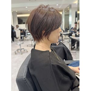 30代40代50代ショート白髪ぼかし銀座丸みくびれ井 - BUMP GINZA【バンプ ギンザ】掲載中