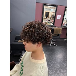 メンズパーマ - AIZU 渋沢 白髪ぼかし ハイライト 髪質改善【アイズ シブサワ シラガボカシ ハイライト カミシツカイゼン】掲載中