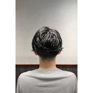 ツーブロックパーマ - UN businessman barber【ユーエヌ ビジネスマン バーバー】掲載中