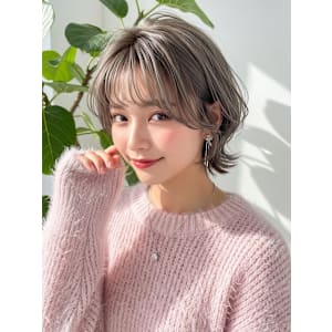 グレーブラウン/レイヤーショート/シャギー/小顔見せモテヘア - FURUSHO 栄店【フルショウ サカエテン】掲載中