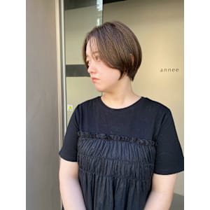 アッシュベージュ×ショート - annee【アネ】掲載中