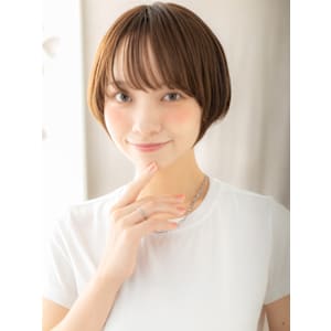 グレーブラウン小顔補正カット丸みショートマッシュ20代30代 - COVER HAIR bliss 【カバー ヘア ブリス】川口/ららテラス川口東口駅前店【カバー ヘア ブリス カワグチララテラスカワグチヒガシグチエキマエテン】掲載中